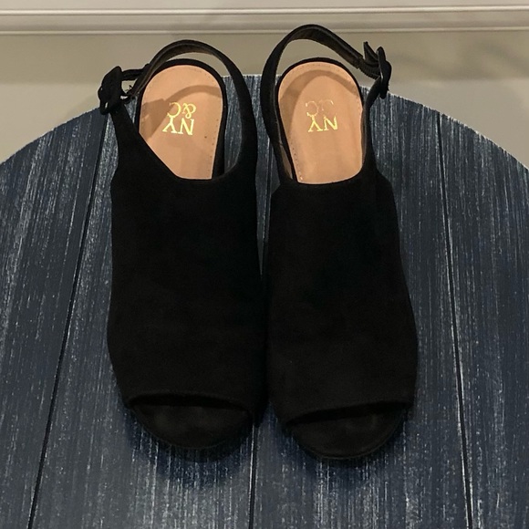 New York & Co Peep Toe Heels - Picture 2 of 5